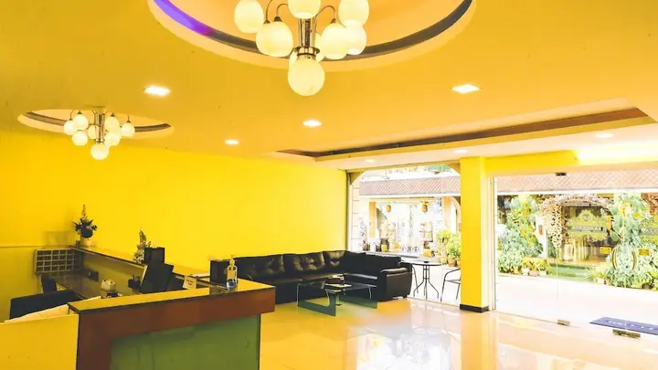 Паттайя: Riqueza Suites Pattaya