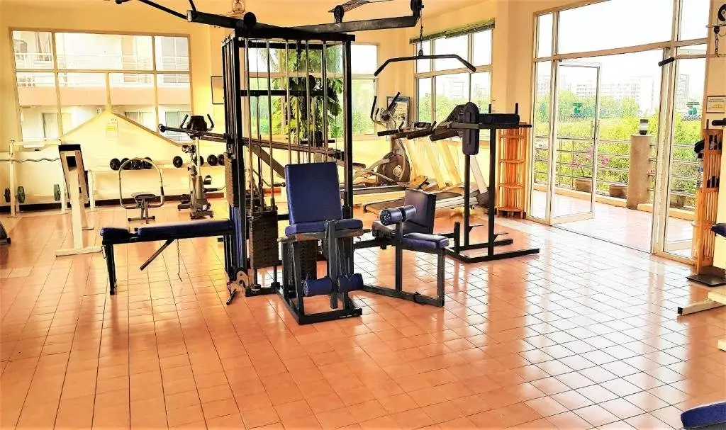 Паттайя: Beach Condo Jomtien Pool View Large Modern 1 Bedroom Kitchen