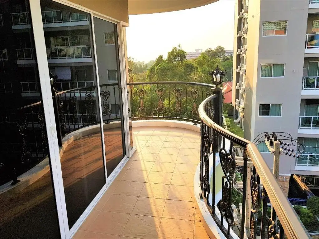 Паттайя: Pratumnak 1 bed Condo With sea View
