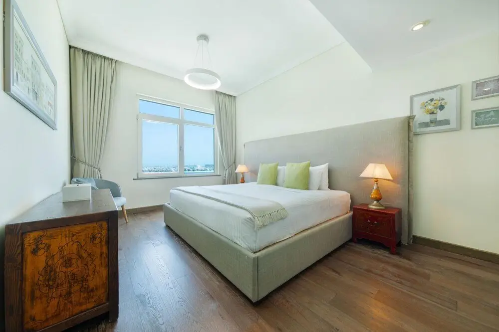 Дубай: Beach Access Apt w Burj Sea Views on The Palm