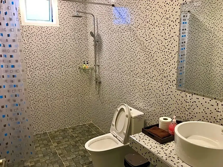 Чианграй: Aly’s house