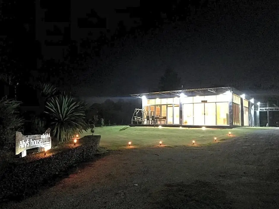 Чианграй: Aly’s house