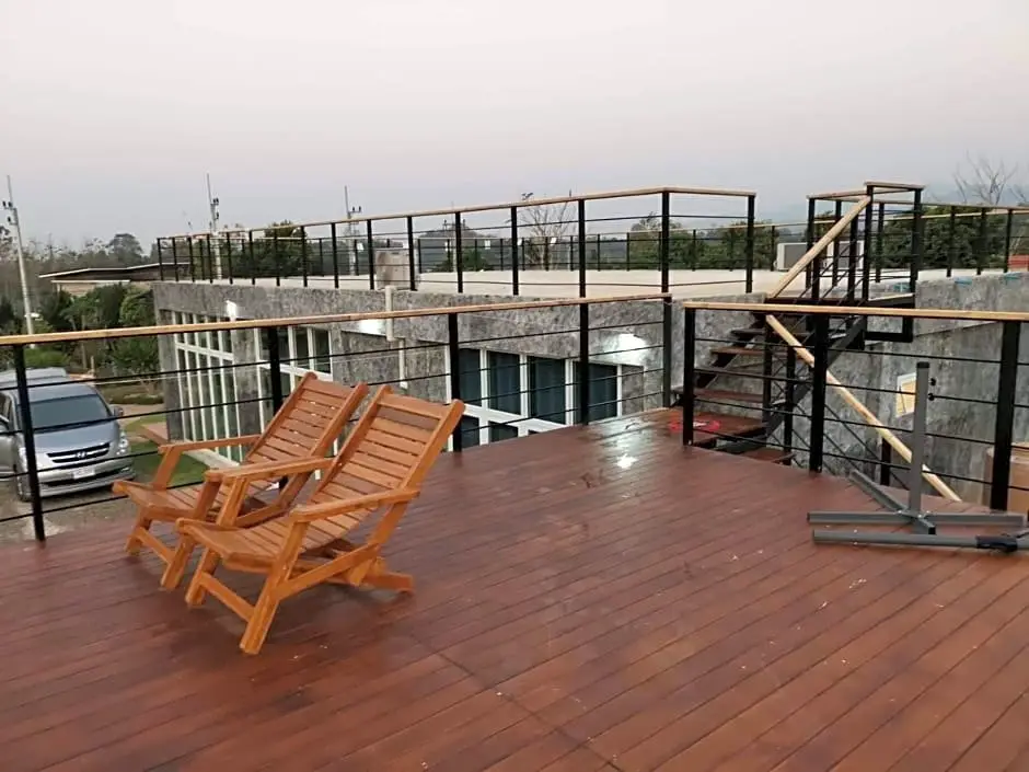 Чианграй: Aly’s house