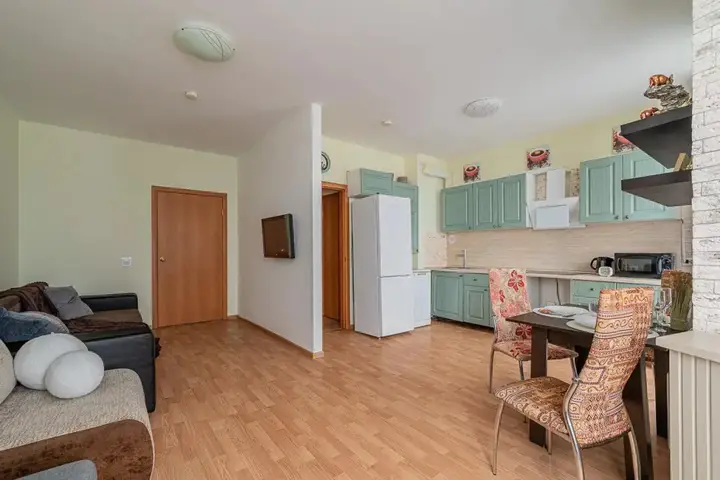 Верхняя Пышма: "Хорошего дня у Надежды" на улице Феофанова