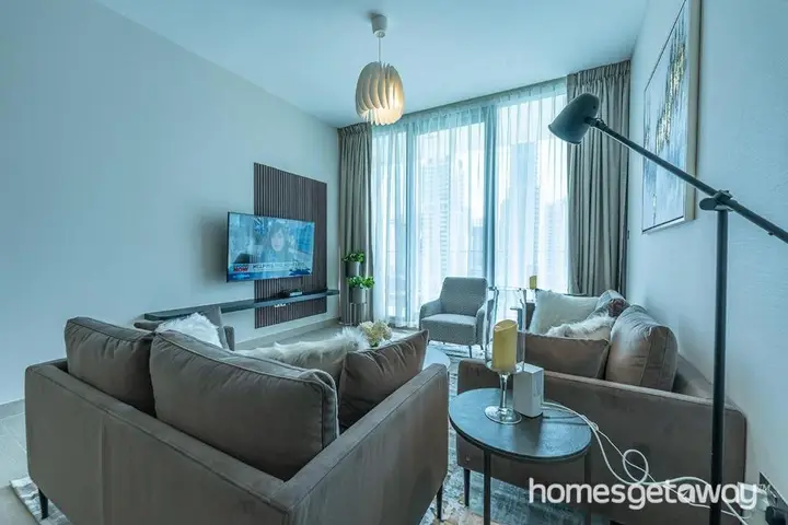 Дубай: HomesGetaway Dubai Marina LIV Residence 2BR Apartment with Marina view