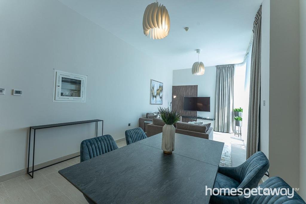 HomesGetaway Dubai Marina LIV Residence 2BR Apartment with Marina view — фото 1