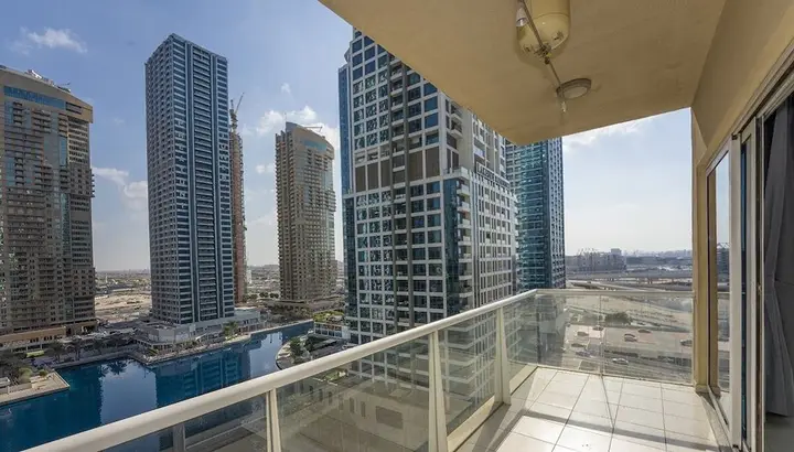 Дубай: Homesgetaway - JLT Lake Views 1BR