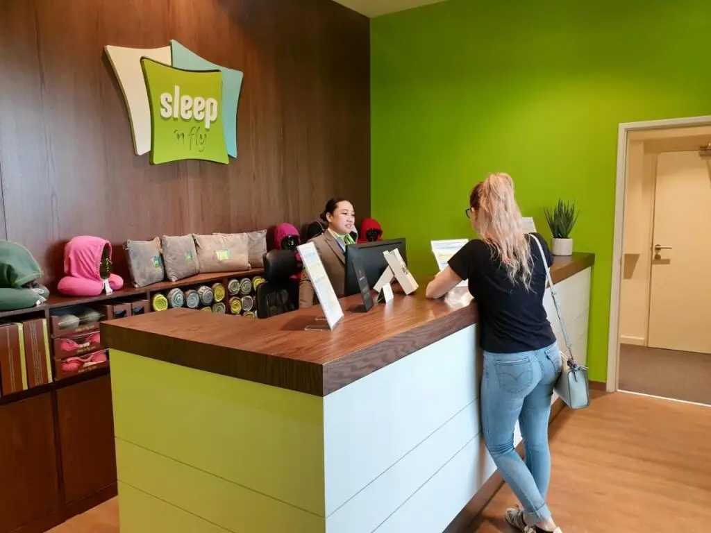 Дубай: Sleep 'n fly Sleep Lounge, D-Gates Terminal 1 - TRANSIT ONLY
