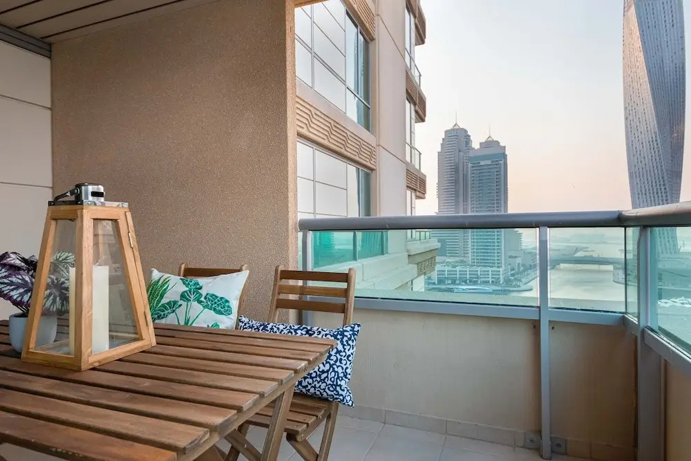 Дубай: Maison Privee - Stunning Waterfront Apt w/ Marina View nxt to Beach