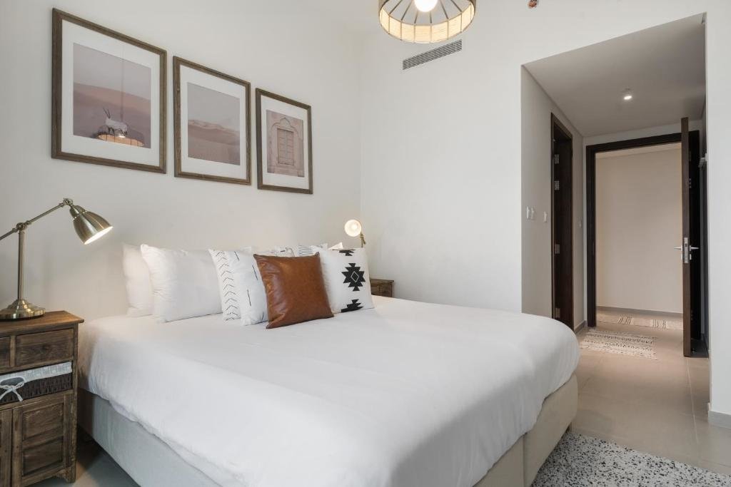 Дубай: Monty - Breathtaking City Views From DT Apt with Terrace