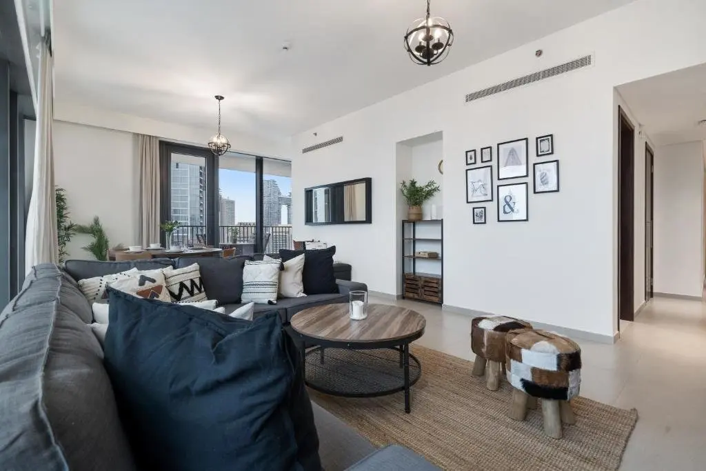 Дубай: Monty - Breathtaking City Views From DT Apt with Terrace
