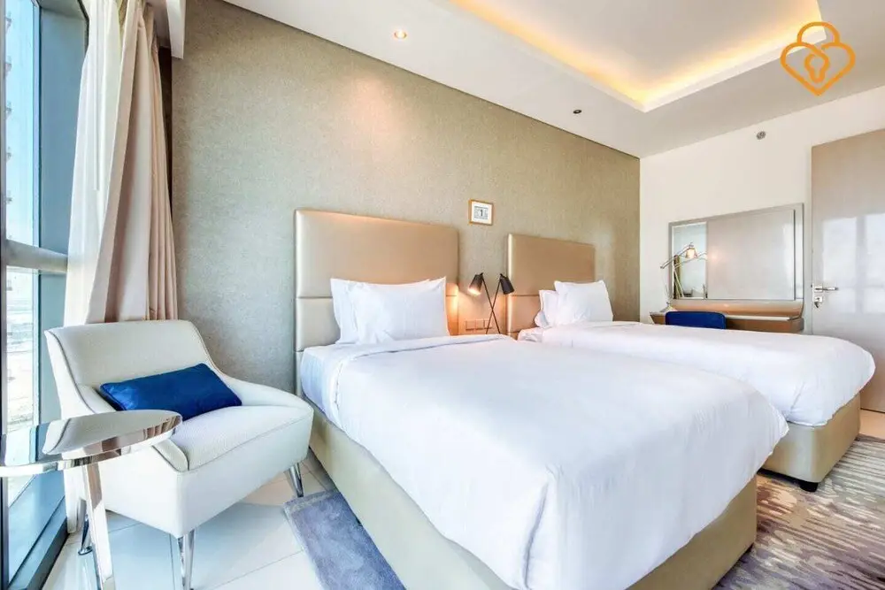 Дубай: Damac Paramount Two Bedroom