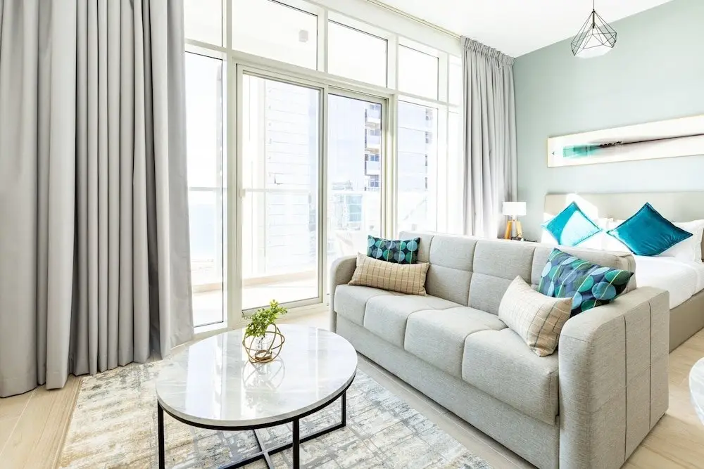 Дубай: Spacious & Ornate Studio Apartment in the Famous Dubai Marina!