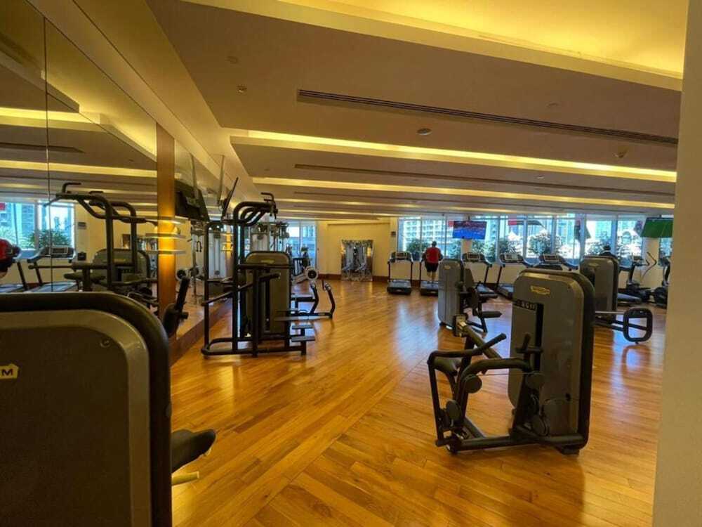 Дубай: Luxury residence at Fashion Avenue Dubai Mall