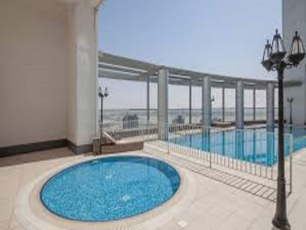 Дубай: Studio Close to Dubai Mall Burj Khalifa
