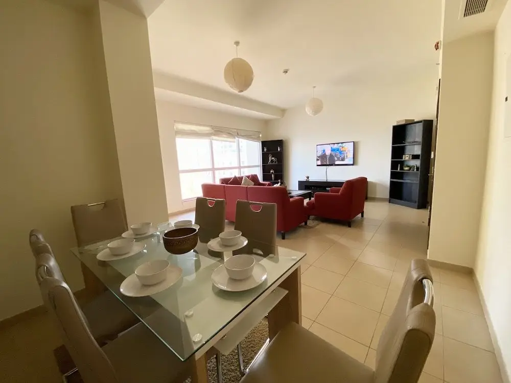 Дубай: Modern 2BR Apartment with views close to JBR Beach