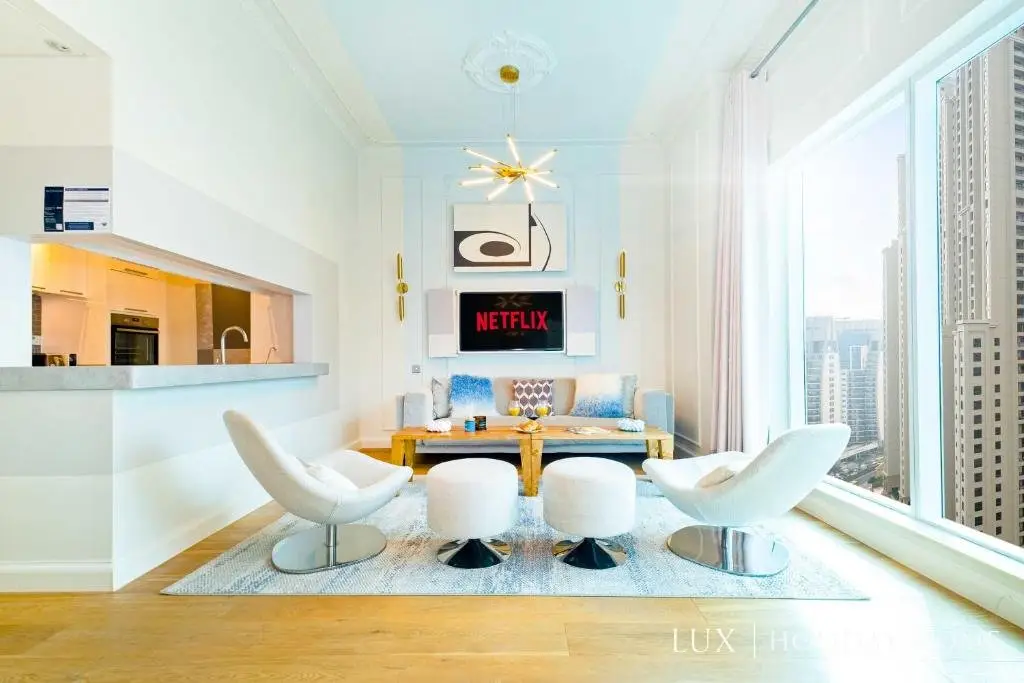 Дубай: LUX  Marina Promenade Penthouse suite