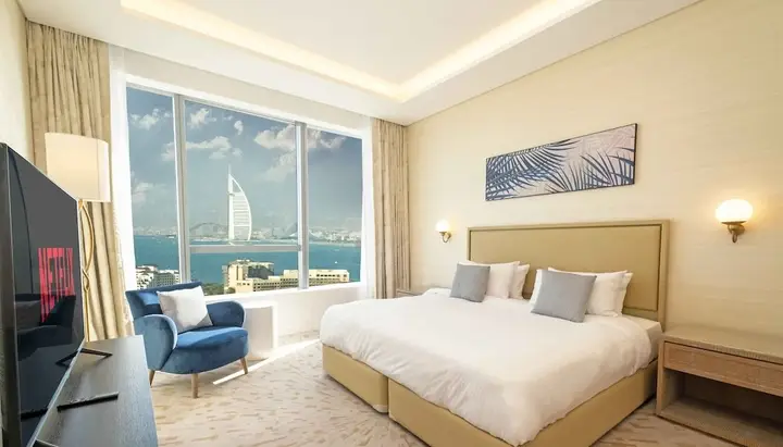 Дубай: LUX Iconic Views at The Palm Tower 5