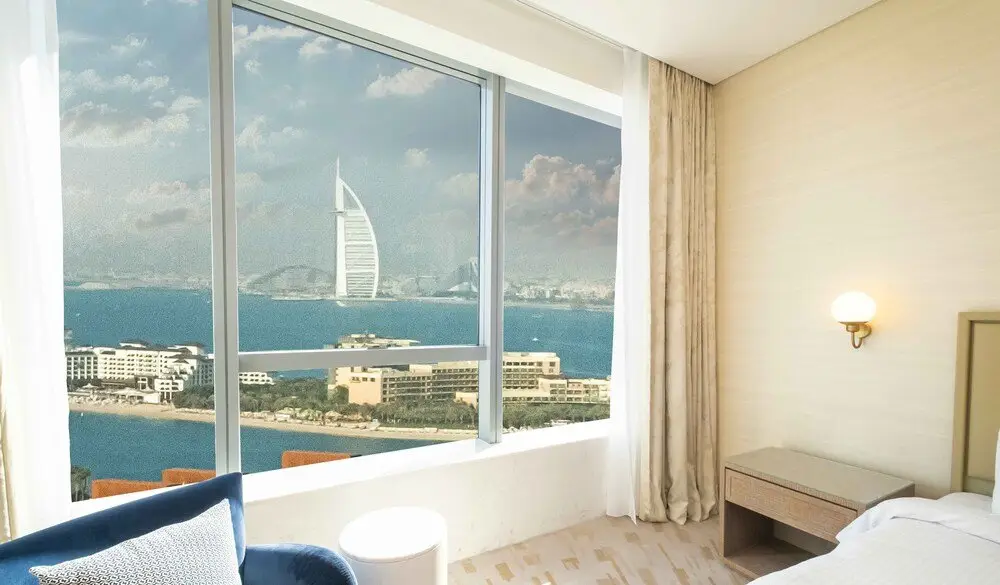 Дубай: LUX Iconic Views at The Palm Tower 5