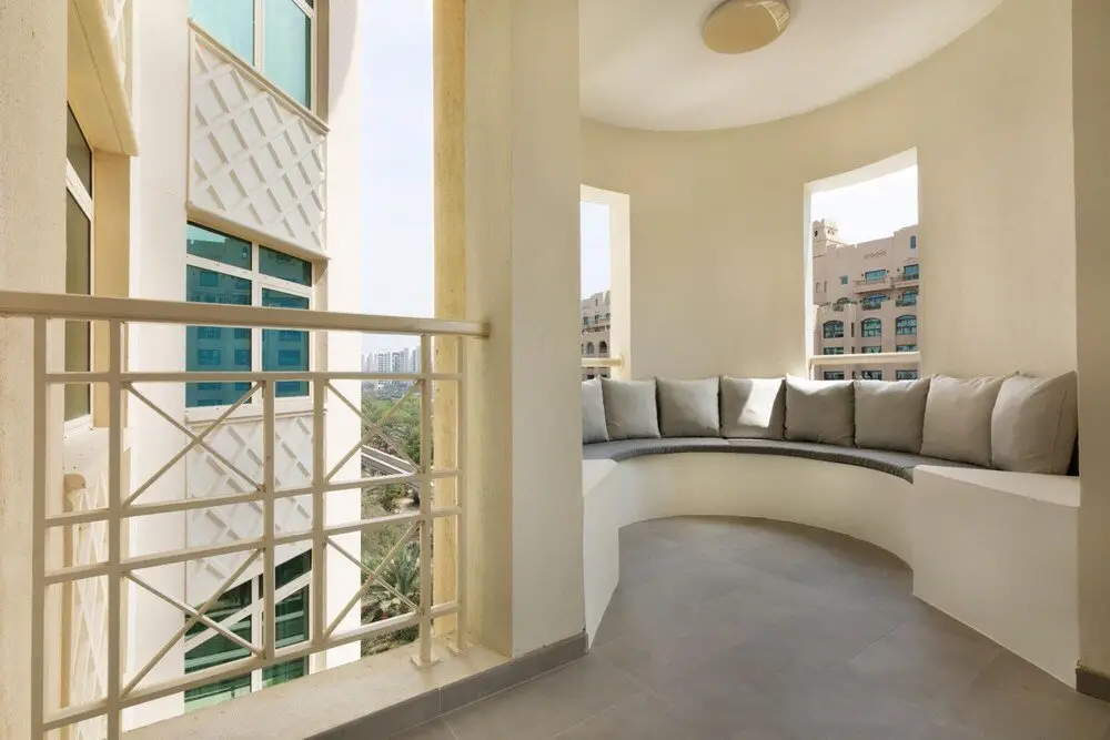 Дубай: Luxurious 2 Bed Apt on Palm Jumeirah