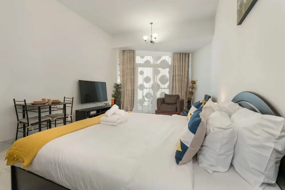 Дубай: Brand new studio with balcony in Business Bay