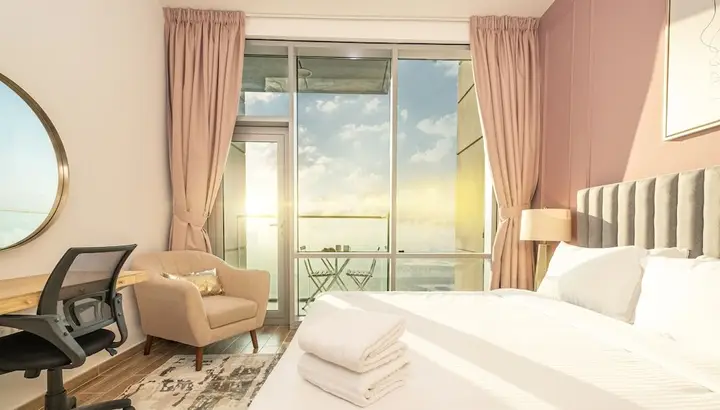 Дубай: LUX The Elegant Residence Amna Tower