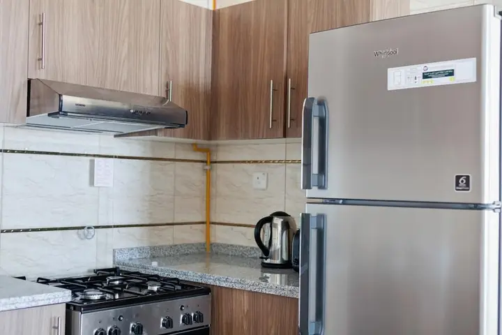 Дубай: Lovely Apt w Lake Walkways Close to JBR Beach