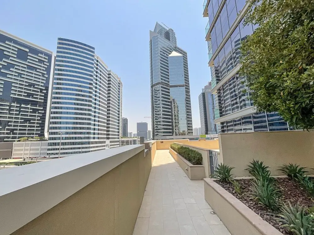 HiGuests - Bellevue Tower 2 — фото 1