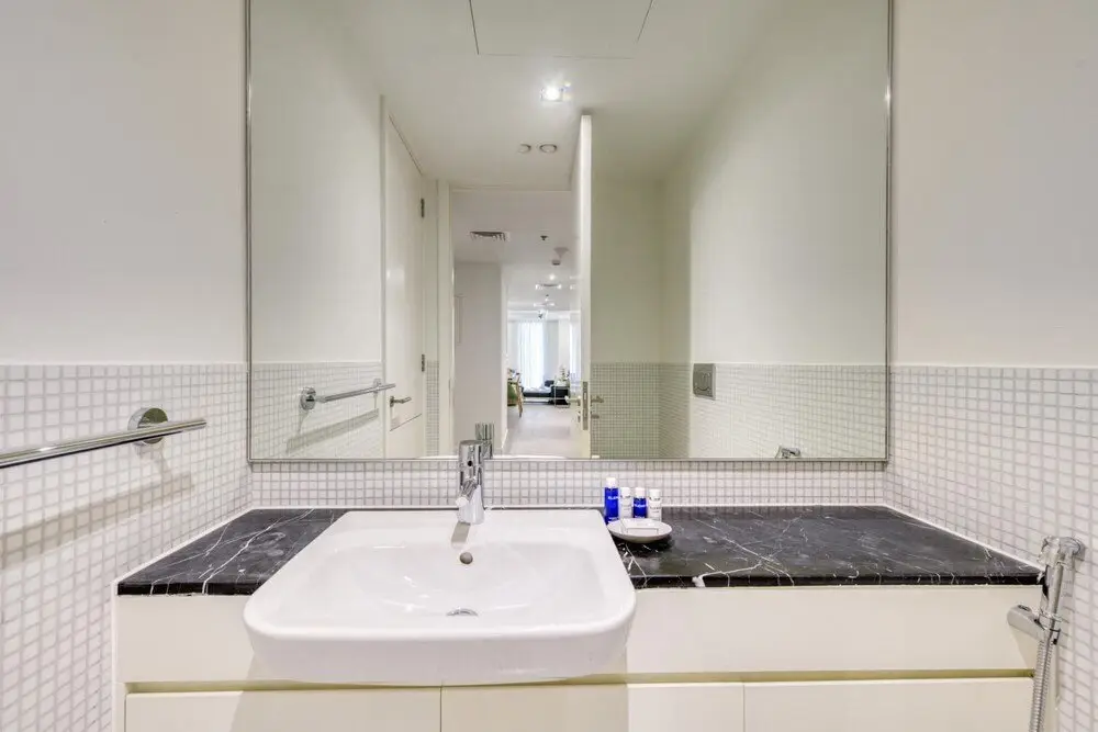 Дубай: Luxurious Apt in Impressive Difc Tower