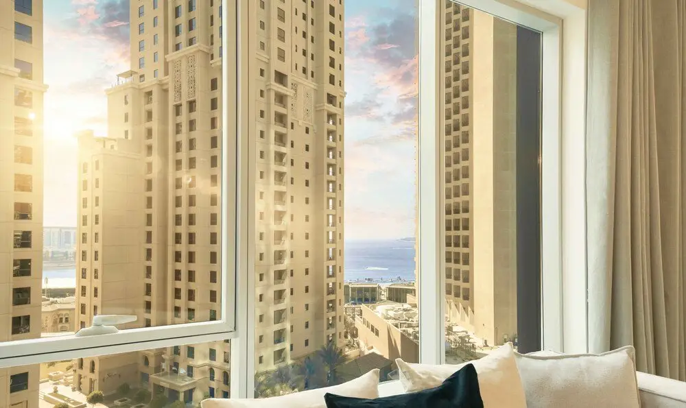 Дубай: LUX  Marina Promenade 1 BR Prime Loc Apt
