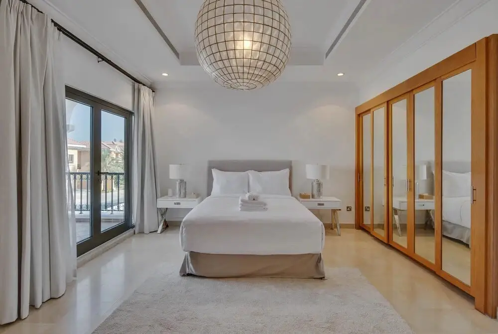 Дубай: Luxury Villa w Dramatic Vw Private Beach Pool
