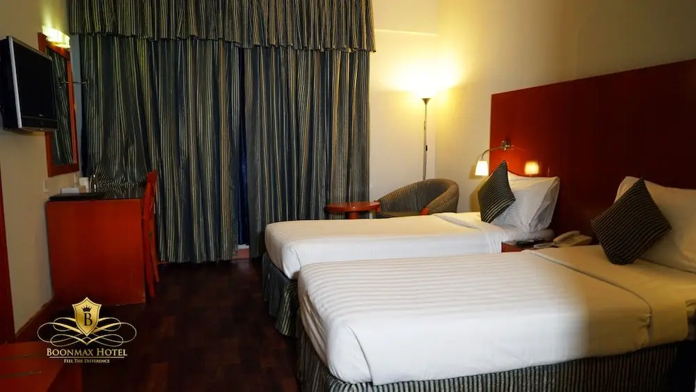 Дубай: Boonmax Hotel L.L.C