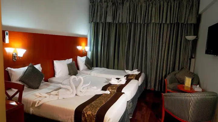 Дубай: Boonmax Hotel L.L.C