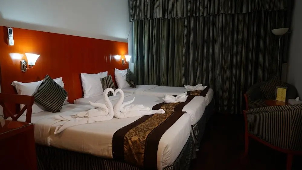 Дубай: Boonmax Hotel L.L.C