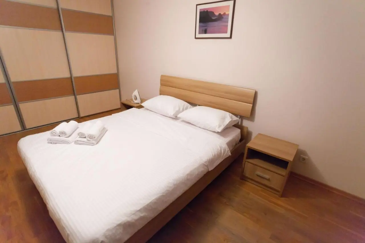 Тюмень: Apartment on Energetikov 53/3