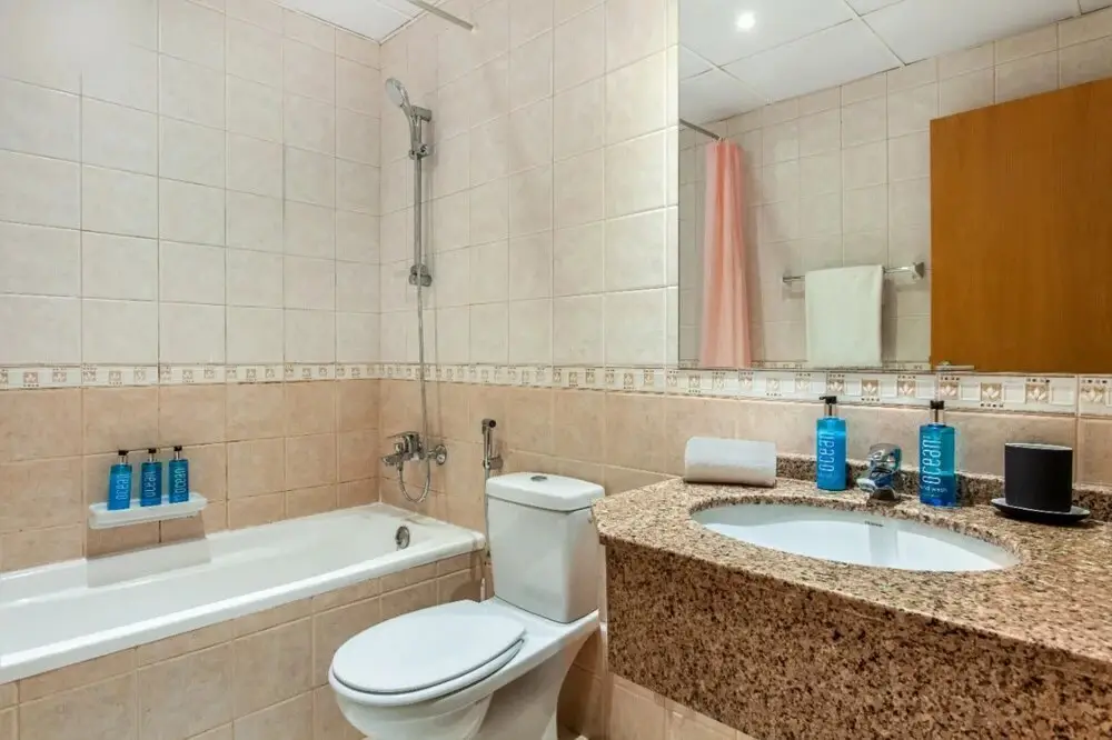 Дубай: JLT Cluster P Modern 1 BR Apt