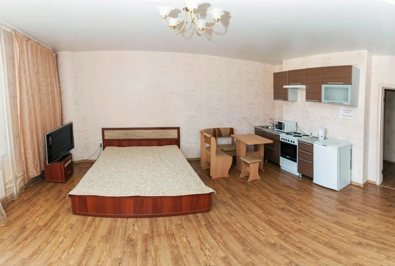 Тюмень: Apartment-Studio in City centre on 50 Let VLKSM 13