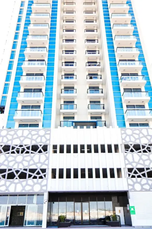 Дубай: Studio Apartments in Glamz Tower