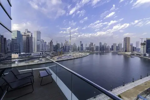Spectacular Duplex Apt w Canal Views — фото 1