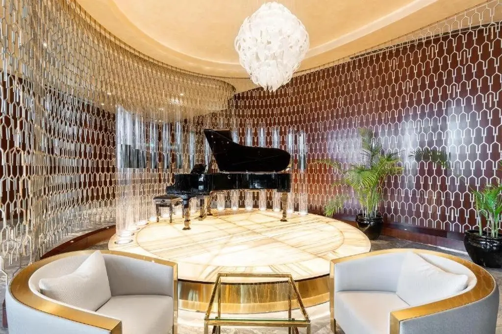 Дубай: DAMAC Towers by Paramount Hotels & Resorts