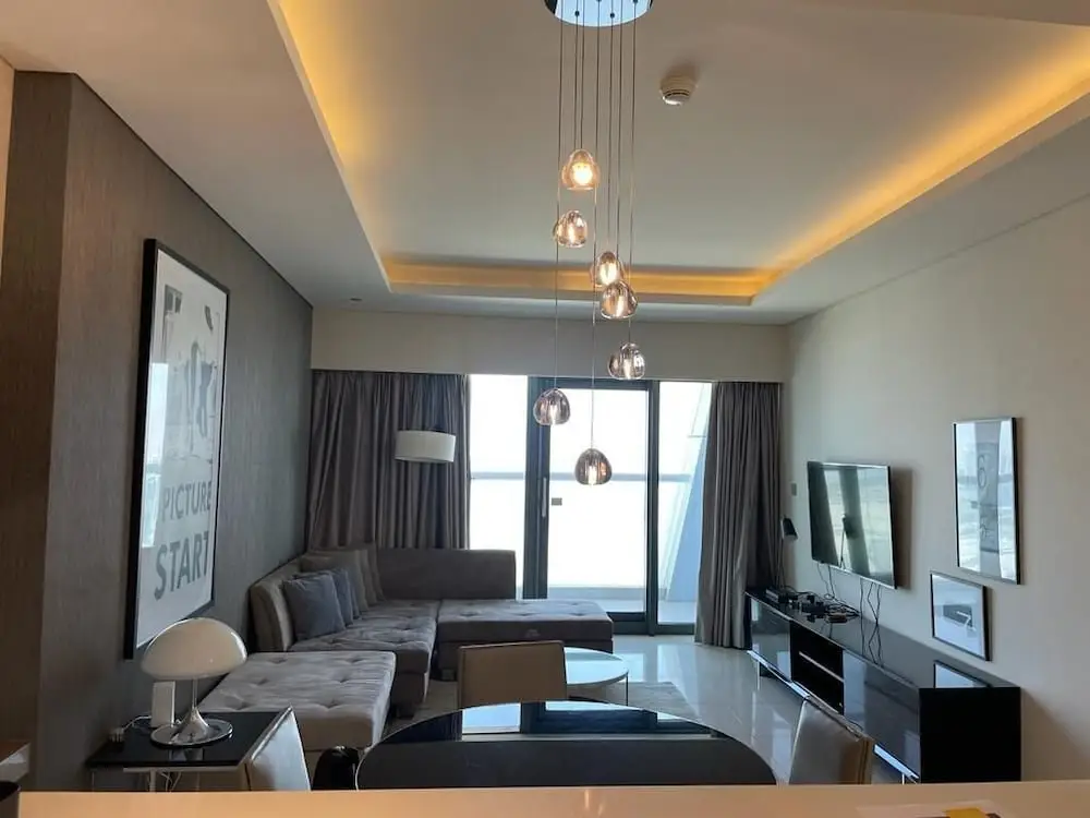 Дубай: DAMAC Towers by Paramount Hotels & Resorts