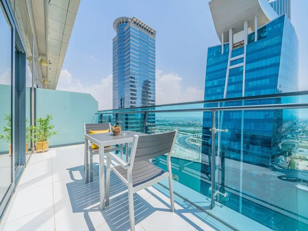 Дубай: Monty - Elegant Penthouse With Skyline Views Terrace