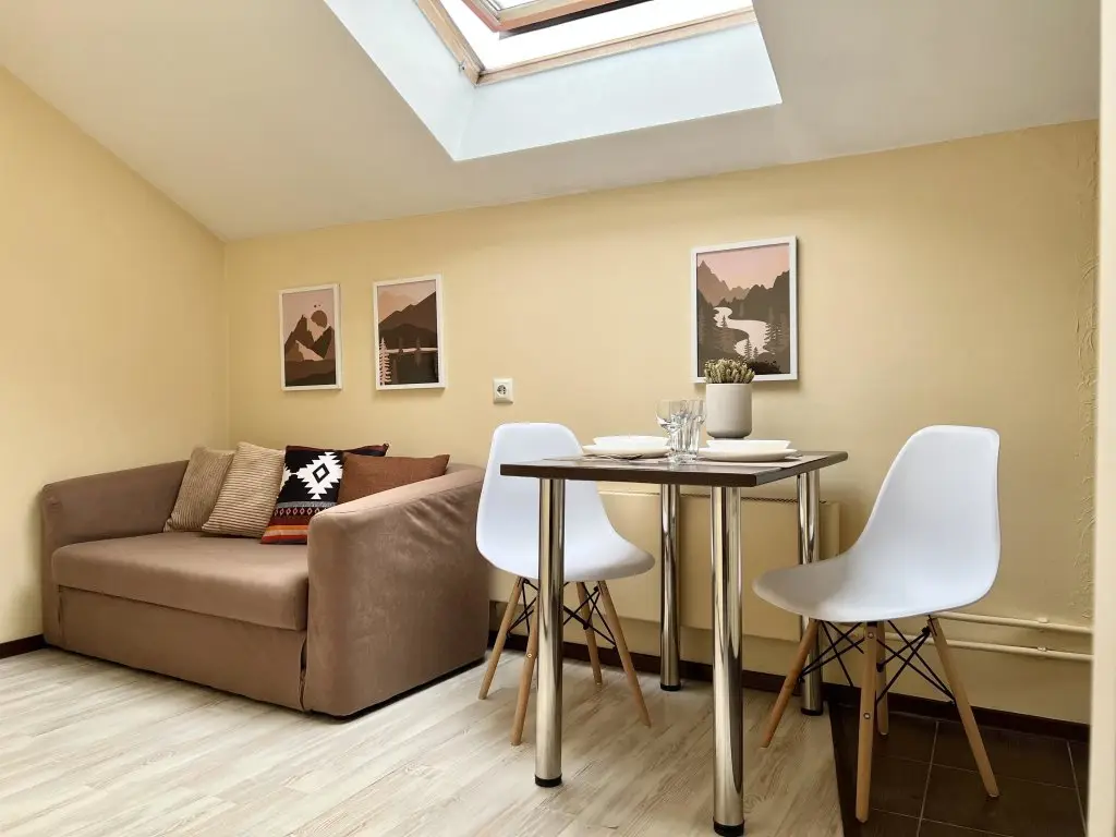 Воронеж: Rental Family Rooms (Рентал Фэмили) на улице 25 Октября