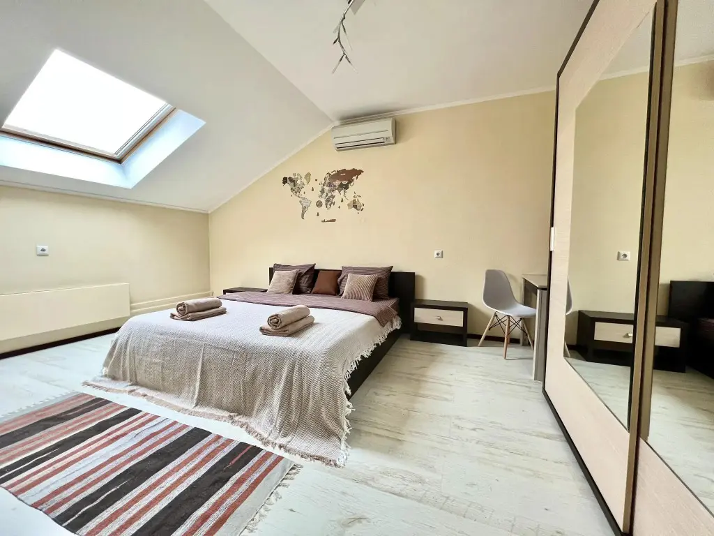 Воронеж: Rental Family Rooms (Рентал Фэмили) на улице 25 Октября