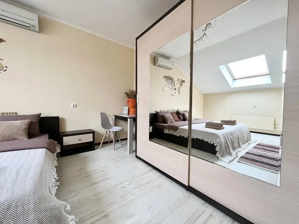 Воронеж: Rental Family Rooms (Рентал Фэмили) на улице 25 Октября