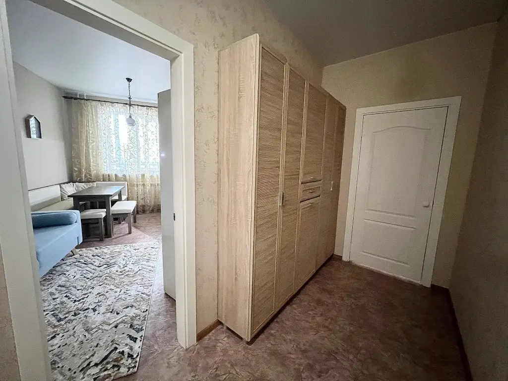 Воронеж: Rental Family Rooms (Рентал Фэмили Румс) на улице Революции 1905 года