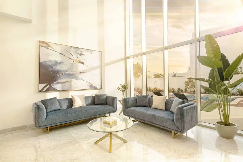 Дубай: LUX - The Crystal Lagoon Villa
