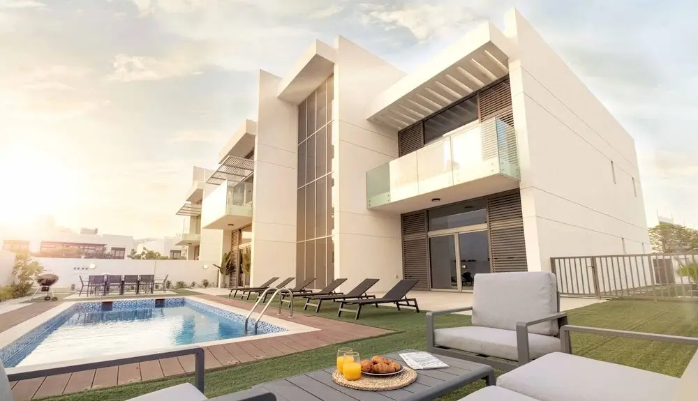 Дубай: LUX - The Crystal Lagoon Villa