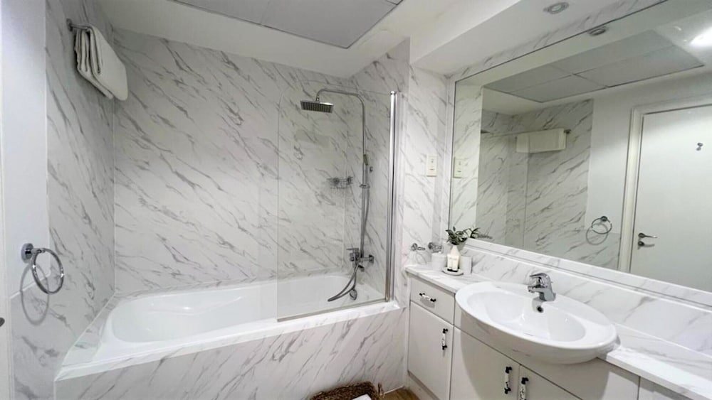 Дубай: Elegant 2bedroom With Balcony in Dubai Marina