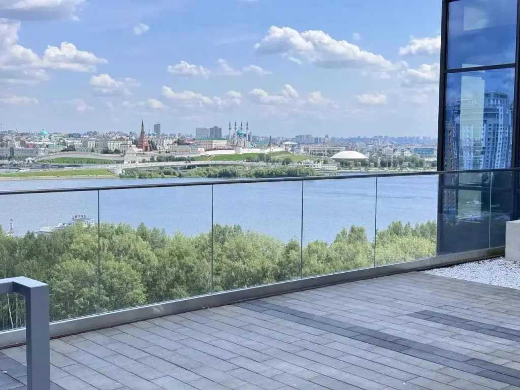 Казань: Апартаменты De Lux panorama с Видом на Кремль